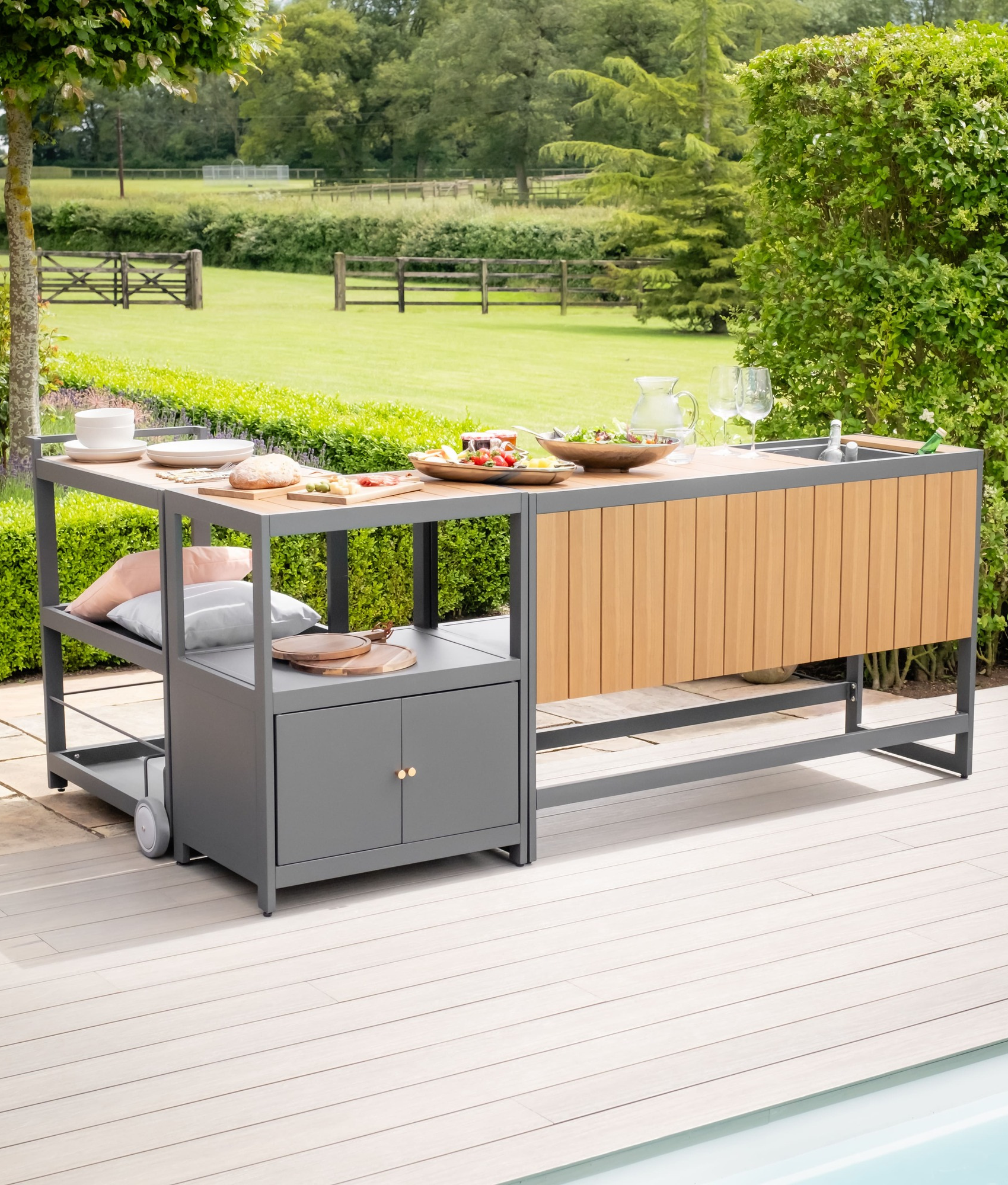 MAZE outdoor kitchen